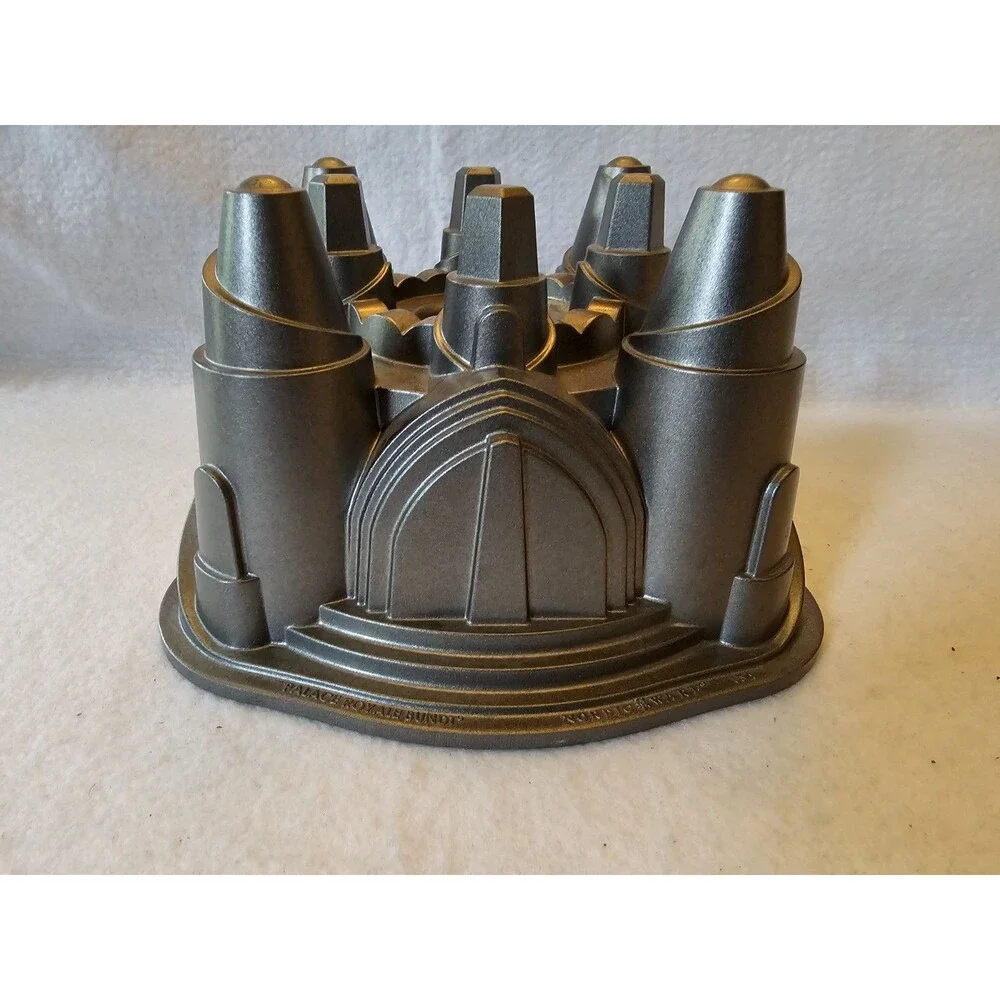 Vtg. Nordic Ware PALACE ROYALE Bundt Pan 10 Cup Silver Cast Aluminum 8